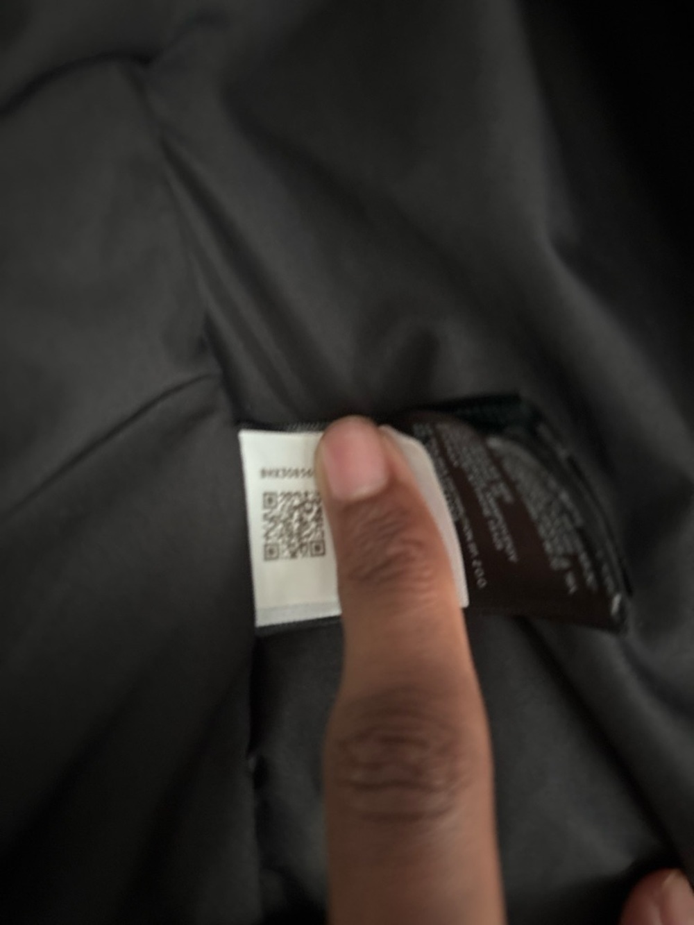 North Face Women’s Black Long 550 Puffer - Picture 5 of 7